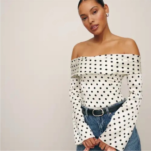 Reformation Tops - Reformation Niri Silk Top: off the shoulder white Top with black Polka Dots